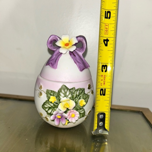 Vintage Floral Lefton China Hand Painted Porcelain Easter Egg Trinkets - Picture 5 of 10